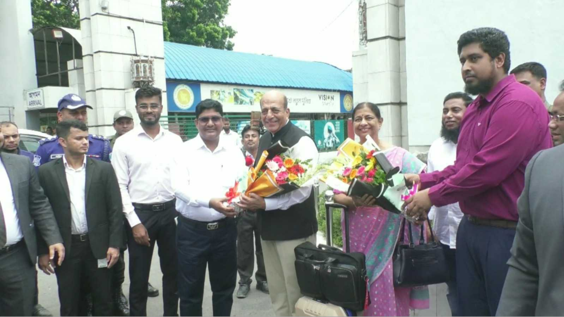 বাংলাদেশে এসে যা বললেন ভারতের নতুন হাইকমিশনার