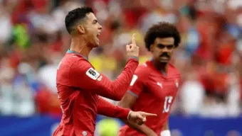 হ্যাটট্রিকের আশায় রোনালদো, বড় লিড নিয়ে বিরতিতে পর্তুগাল