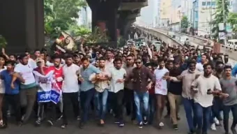 চট্টগ্রামে ‘শতাধিক’ নেতা-কর্মী নিয়ে ছাত্রলীগের ঝটিকা মিছিল