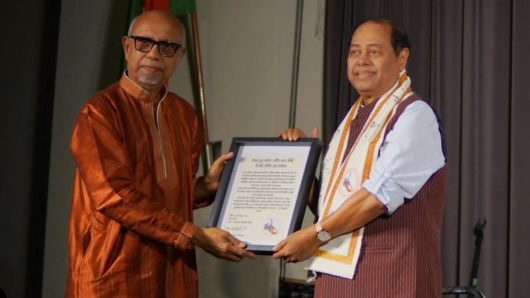 টরন্টোতে লাইসা আহমেদ লিসার রবীন্দ্রসংগীত সন্ধ্যা; বিশেষ সম্মাননায় ভূষিত রনি প্রেন্টিস-রয়