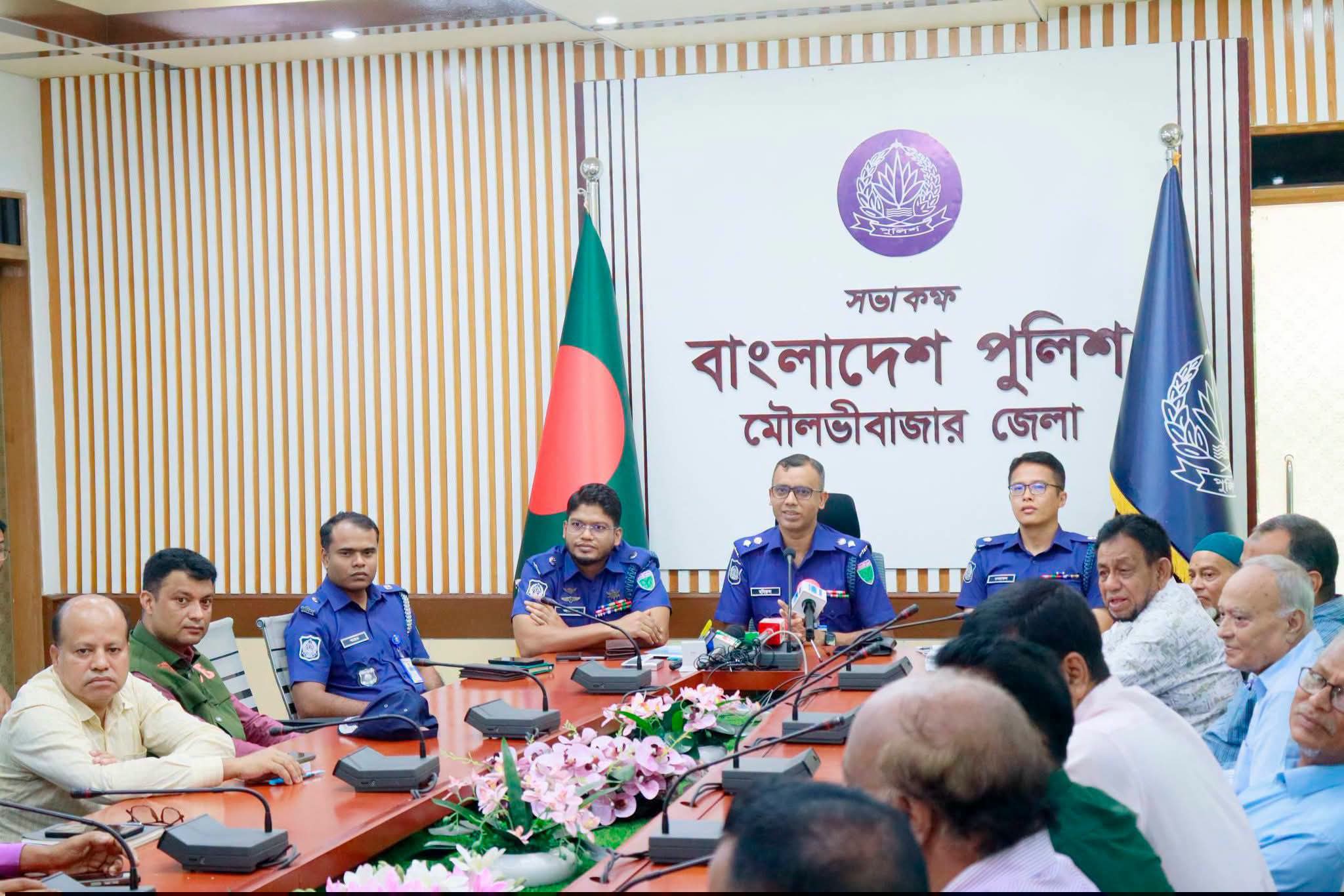 মৌলভীবাজারে কর্মরত সাংবাদিকদের সঙ্গে পুলিশ সুপারের মতবিনিময় সভা অনুষ্ঠিত