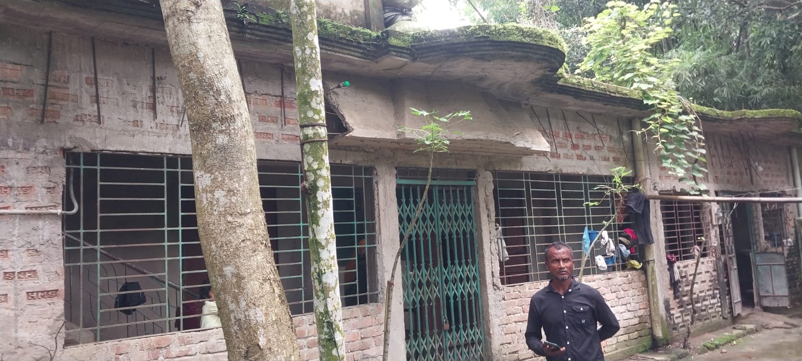রাজনগরে চেতনানাশক স্প্রে ছিটিয়ে এক রাতে ৩ বাড়িতে চুরি