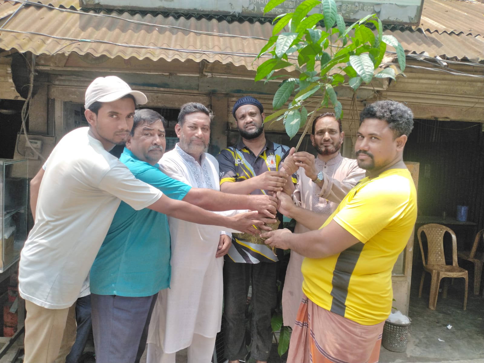 নাগরপুরে বিশ্ব পরিবেশ দিবস উপলক্ষে যুব জামায়াতের বৃক্ষরোপণ ও চারা বিতরণ অনুষ্ঠিত