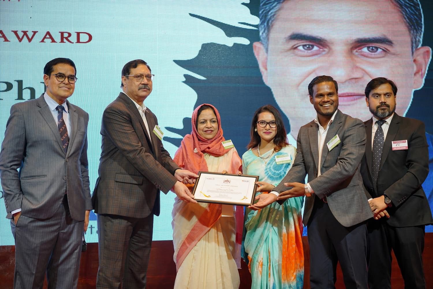 Sales Leadership Trainer Yousuf Efti Awarded with First ‘Hall of Fame’ Award at Trainers Fest