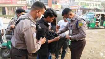 আওয়ামী লীগের প্রতিষ্ঠাবার্ষিকী ঘিরে রাজধানীতে বিশেষ নিরাপত্তা, থাকবে ১৮ হাজার পুলিশ
