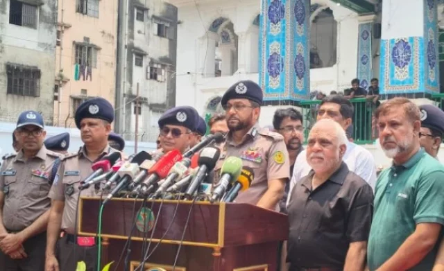 প্রতিষ্ঠাবার্ষিকী ঘিরে আওয়ামী লীগের পরিকল্পনা নস্যাৎ করা হয়েছে: ডিএমপি কমিশনার