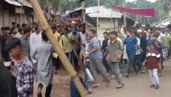 নোয়াখালীতে ছাত্রলীগের বিশাল মিছিল, ব্যাপক উপস্থিতি দেখে সরে গেলো পুলিশ