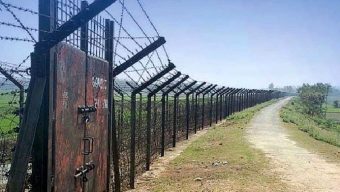 মৌলভীবাজার সীমান্তে বিজিবির গুলিতে, ভারতীয় এক চোরাকারবারি আহত
