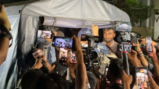 তোফায়েল আহমেদের জানাজা শেষে ‘জয় বাংলা’ স্লোগান, নেতাকর্মী আটক