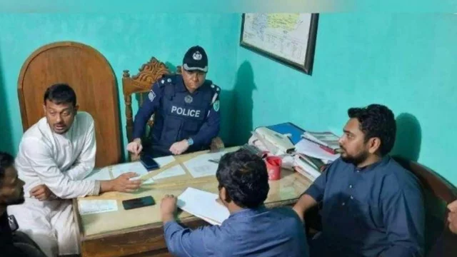 পুলিশের ব্যারিকেড ভেঙে হবিগঞ্জে এনসিপি নেতারা, দিলেন লিখিত অভিযোগ