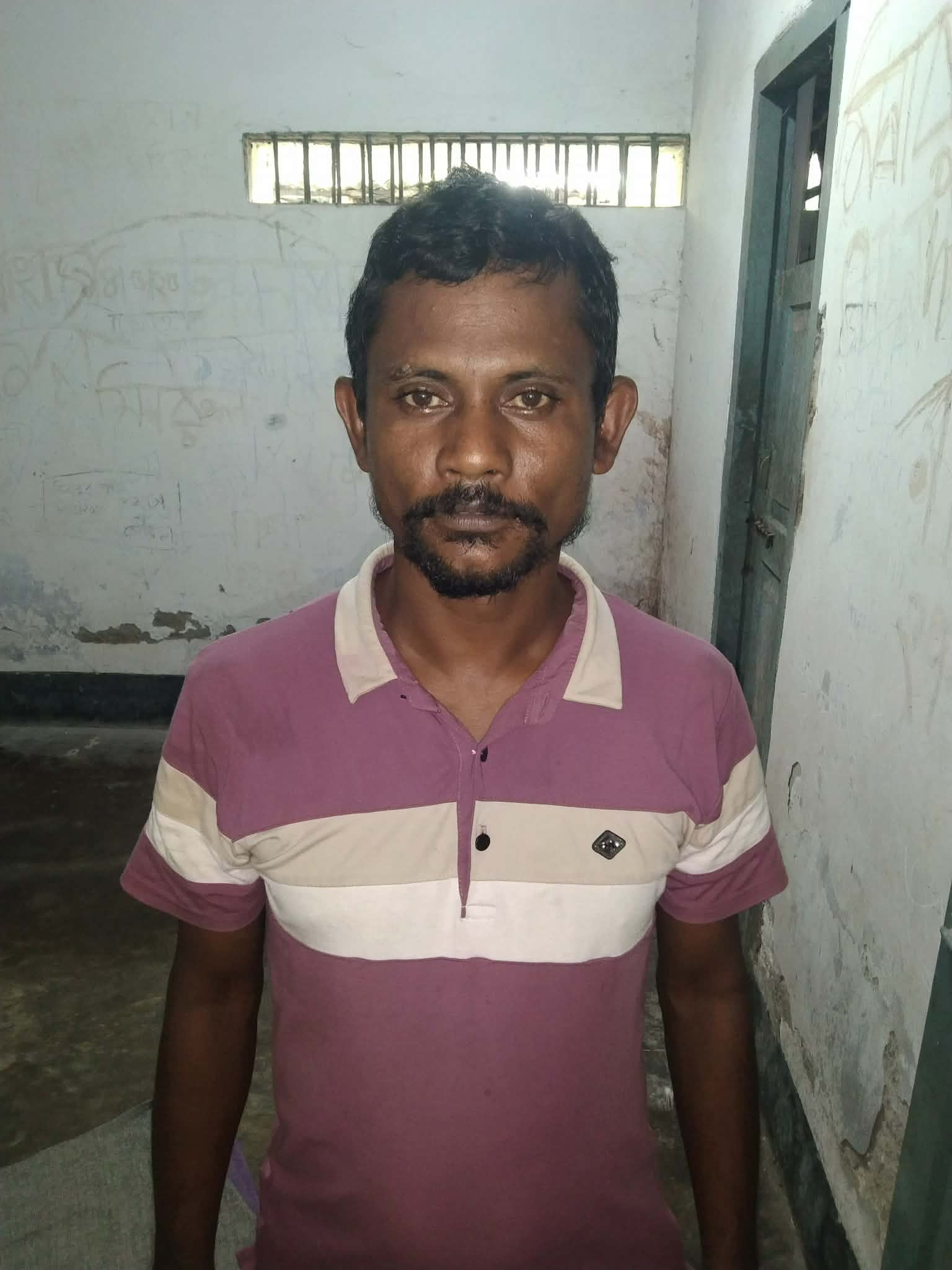 বাঘায় পদ্মার ক্যানেলে মহিষকে গোসল করাতে গিয়ে যুবকের মৃত্যু