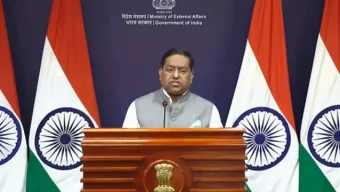 শেখ হাসিনাকে ফেরত পাঠানোর অনুরোধ খতিয়ে দেখা হচ্ছে: জয়সোয়াল