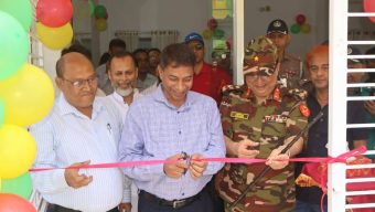 সিলেটের চৌহাট্টায় নবনির্মিত ট্রাফিক পুলিশ বক্স উদ্বোধন