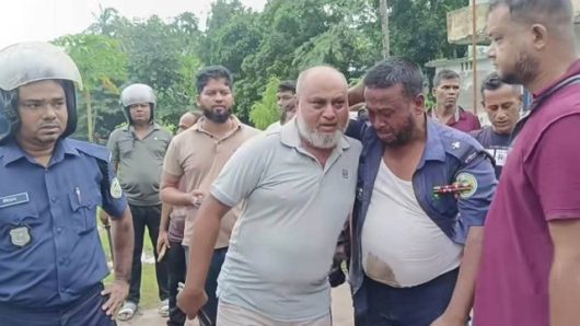 আসামির মৃত্যুর গুজব ছড়িয়ে থানায় হামলা-ভাঙচুর, ৬ পুলিশসহ আহত ১২