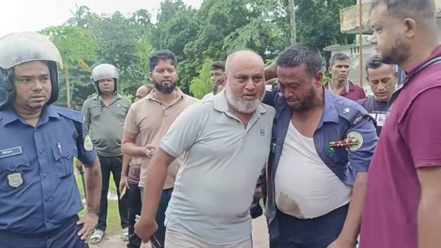 আসামির মৃত্যুর গুজব ছড়িয়ে থানায় হামলা-ভাঙচুর, ৬ পুলিশসহ আহত ১২