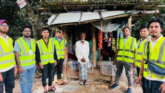 বন্যাপরবর্তী পুনর্বাসনে লোহাগাড়া প্রবাসী মানবিক ফাউন্ডেশন: মানবতার অনন্য দৃষ্টান্ত