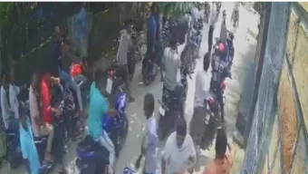 কার্যক্রম নিষিদ্ধ আওয়ামী লীগের প্রয়াত প্রতিমন্ত্রীর বাড়িতে ভাংচুর
