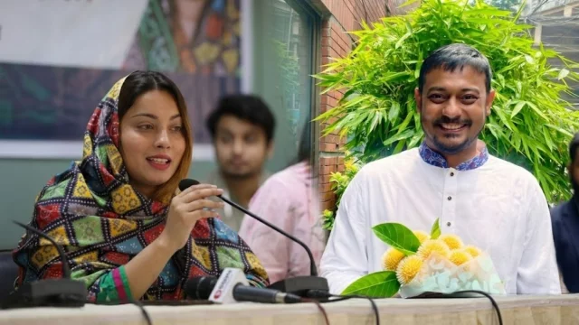নাসীরুদ্দীন পাটওয়ারী রাজনীতি শিখতে আমার বাসায় আসতে চান: মেঘনা আলম