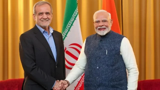 মোদির সঙ্গে বৈঠকে পেজেশকিয়ানের অভিযোগ, যুদ্ধ নিয়ে আলোচনা