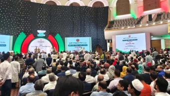 ভিডিও ডকুমেন্টারি প্রদর্শনের পর ‘ভুয়া’ স্লোগান, জুলাই যোদ্ধা ও শহিদ পরিবারের সংবর্ধনা অনুষ্ঠানে হট্টগোল