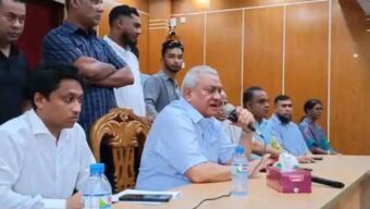 সাধারণ মানুষের সাথে মতবিনিময়ে এম নাসের রহমান