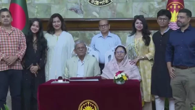 বঙ্গভবনে সপরিবারে নতুন রাষ্ট্রপতি