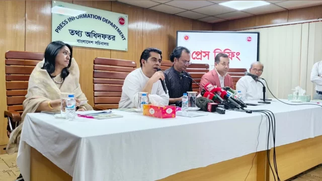 সংবাদ সম্মেলনে নতুন তথ্যমন্ত্রী আন্দালিভ রহমান পার্থ যা বললেন