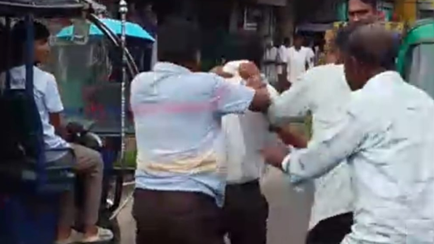 Tea workers allegedly assaulted during Tk 500 wage protest