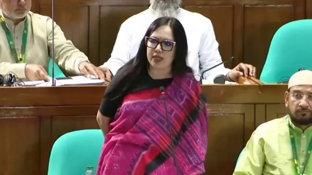 সংসদে রুমিন ফারহানা; বিএনপি ক্ষমতায় আসবে আর গ্যাস-বিদ্যুৎ সংকট হবে না, এটা হতেই পারে না