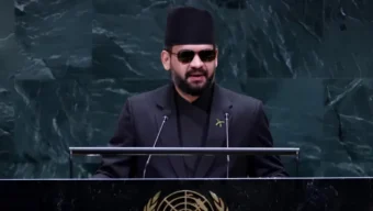 জাতিসংঘে বক্তব্যের সময় নেপালের প্রধানমন্ত্রী কেন সানগ্লাস পরলেন?