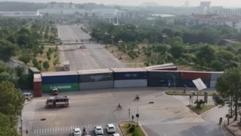 ইমরান সমর্থকদের মিছিল ঠেকাতে ইসলামাবাদ লকডাউন