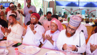 নিউ জার্সি হেলডন সিটির কমিশনার মুজিবুর রহমান রাহাতের উদ্যোগে মিলাদ মাহফিল অনুষ্টিত