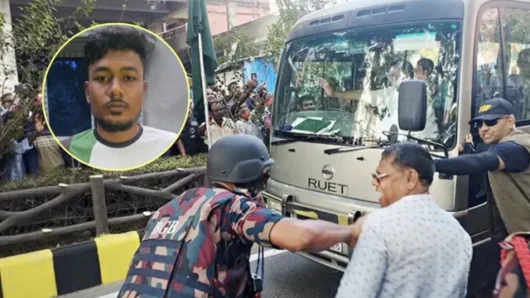 প্রধানমন্ত্রীর রাজশাহী সফরে ‘স্নাইপার’ নিয়ে ফেসবুকে মন্তব্য করা সেই যুবক গ্রেপ্তার