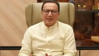 ৬৭৮ কোটি টাকার অবৈধ স্বর্ণ ও হীরা চোরাচালান দিলীপ আগরওয়ালাকে তিন দিনের রিমান্ডে চায় সিআইডি