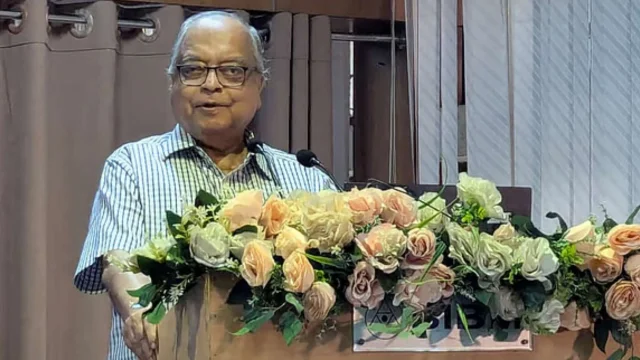 ব্যাংক খাত ধ্বংসের দ্বারপ্রান্তে, অর্থনীতি নদীতে পড়ার শঙ্কা: মাহবুব উল্লাহ