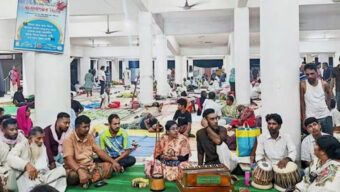 সাধু-ভক্ত আর দর্শনার্থীদের পদচারনায় মুখরিত লালন আখড়াবাড়ি