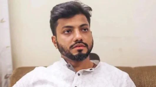 পদত্যাগের নির্দেশে’র গুঞ্জনের মধ্যেই প্রতিমন্ত্রী ইশরাক হোসেনের বার্তা