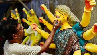আজ মহালয়া, শুরু হচ্ছে দুর্গোৎসবের ক্ষণ গণনা