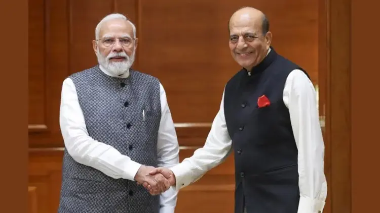ঢাকা থেকে গিয়ে মোদির সঙ্গে সরাসরি বৈঠক দিনেশ ত্রিবেদীর